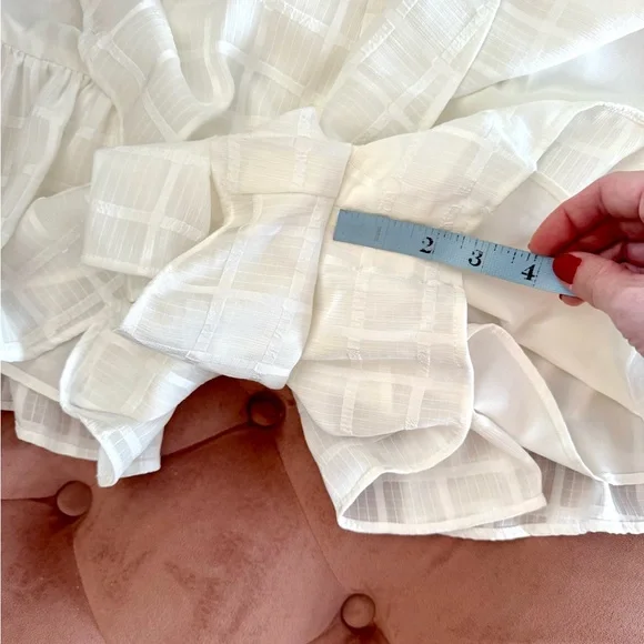 White romper long sleeves wrap size US10/ Medium - Picture 7 of 11